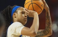 bob半岛体育-奥尼尔女儿转校肯塔基：SEC内部的权力游戏